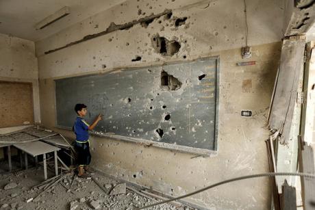 school_damaged_in_operation_protective_edge_gaza_city_7_august
