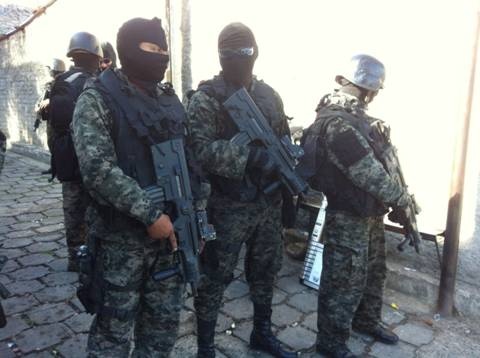 honduras-military-police_oct2013-ks